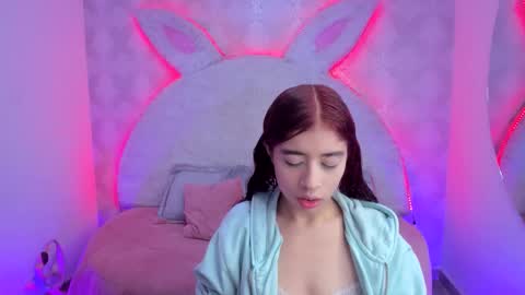 Gaby online show from 11/25/25, 07:36