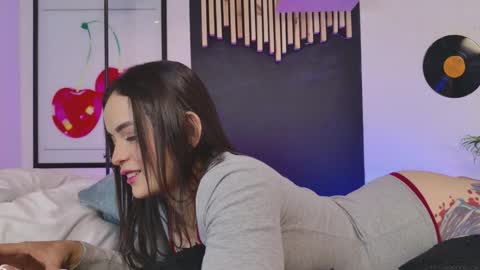 Snapshot of gaby_mason chatting on 12/15/25, 12:31 Gaby online show from 12/15/25, 12:31