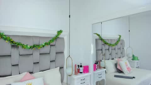 GABRIELA  online show from 03/17/26, 11:57