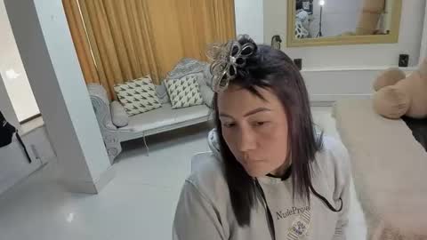 gabriela online show from 04/18/26, 05:39