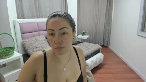 Snapshot of gaby_trent chatting on 06/22/26, 04:48 gabriela online show from 06/22/26, 04:48