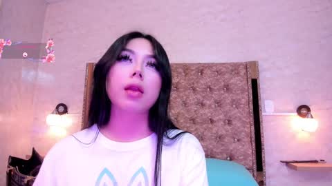 Snapshot of gabydesire chatting on 03/02/25, 01:04  GABY DESIRE  online show from 03/02/25, 01:04