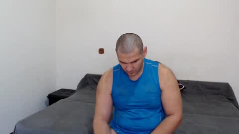 gabyfeatbogdy online show from 12/19/24, 08:23