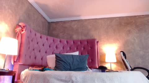 Gaby online show from 02/01/25, 04:22