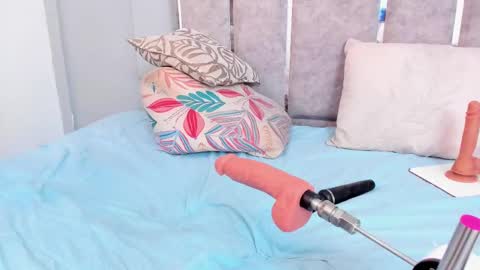 gabyyjones online show from 02/28/25, 05:37