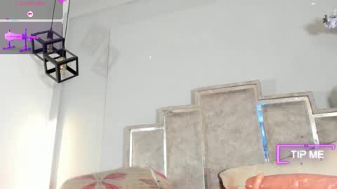 gabyyjones online show from 01/17/26, 11:37