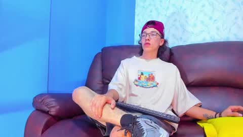 gadiel_sex online show from 02/27/25, 07:04