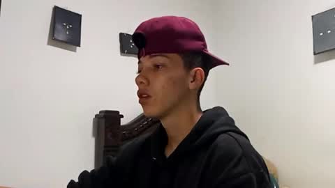 gadiel_sex online show from 12/04/25, 11:02