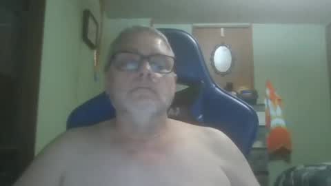 gadude45 online show from 10/24/25, 03:03