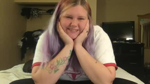 Eryn online show from 12/05/24, 04:55