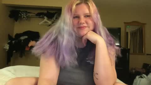 Eryn online show from 12/06/24, 05:00