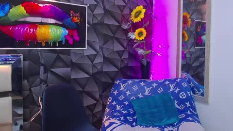 Snapshot of gael__david chatting on 01/06/25, 03:09 Gael online show from 01/06/25, 03:09