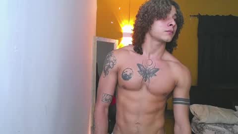 Snapshot of gael__david chatting on 02/13/25, 05:48 Gael online show from 02/13/25, 05:48