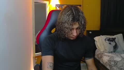 Snapshot of gael__david chatting on 02/22/25, 03:23 Gael online show from 02/22/25, 03:23