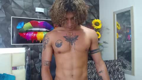 Snapshot of gael__david chatting on 03/05/25, 06:33 Gael online show from 03/05/25, 06:33