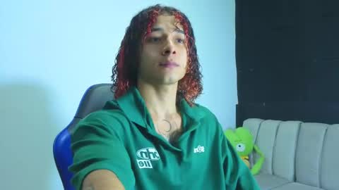 Snapshot of gael__david chatting on 09/18/25, 03:08 Gael online show from 09/18/25, 03:08