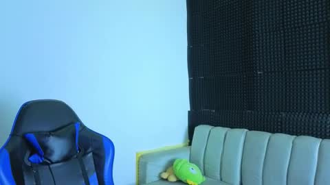 Snapshot of gael__david chatting on 09/21/25, 12:45 Gael online show from 09/21/25, 12:45