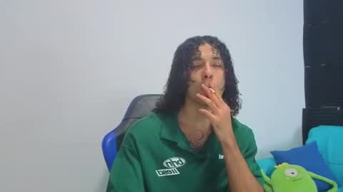 Snapshot of gael__david chatting on 10/15/25, 04:12 Gael online show from 10/15/25, 04:12