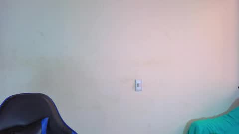 Snapshot of gael__david chatting on 10/25/25, 03:18 Gael online show from 10/25/25, 03:18