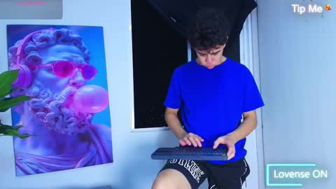 Gael Moon online show from 03/08/26, 01:25