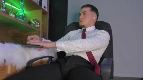 Gael Williams online show from 09/17/25, 06:31