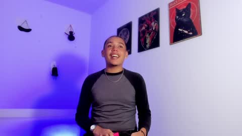 Gael Conner online show from 12/14/24, 02:01