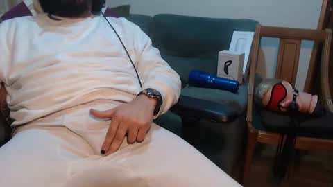 Snapshot of gag0nmyc0ck chatting on 05/16/26, 11:25 your master online show from 05/16/26, 11:25