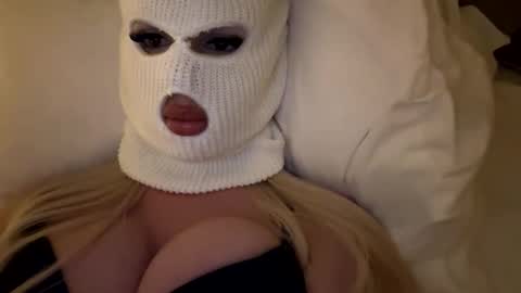 Snapshot of gaia_brv chatting on 05/10/26, 07:30 Feetbaabe online show from 05/10/26, 07:30