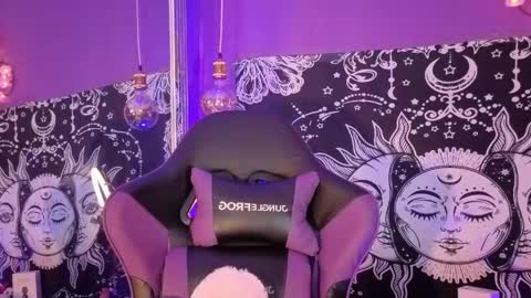 Gaia online show from 04/16/26, 01:23