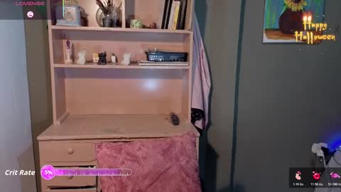 Snapshot of gaia_joness chatting on 10/17/25, 01:46 gaia_joness online show from 10/17/25, 01:46