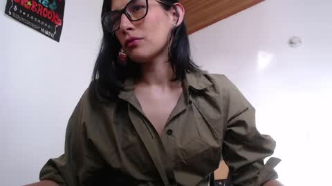 Snapshot of gaitan4 chatting on 05/26/26, 09:00 gaitan4 online show from 05/26/26, 09:00
