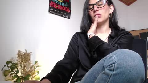 Snapshot of gaitan4 chatting on 05/29/26, 05:00 gaitan4 online show from 05/29/26, 05:00