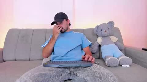 gal_stone_ online show from 03/10/26, 01:54