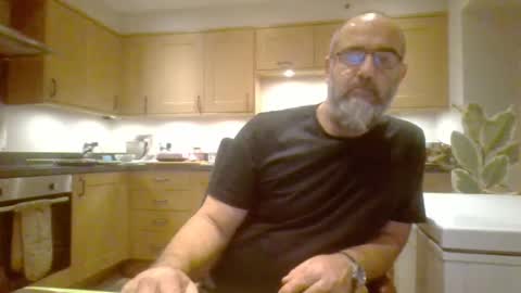 Snapshot of galacx chatting on 12/06/24, 08:07 galacx online show from 12/06/24, 08:07