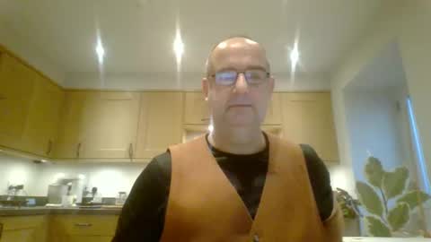 Snapshot of galacx chatting on 12/15/24, 09:56 galacx online show from 12/15/24, 09:56