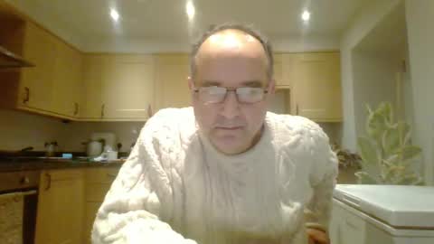 Snapshot of galacx chatting on 01/28/25, 10:34 galacx online show from 01/28/25, 10:34