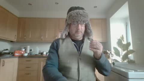 Snapshot of galacx chatting on 02/08/25, 10:29 galacx online show from 02/08/25, 10:29