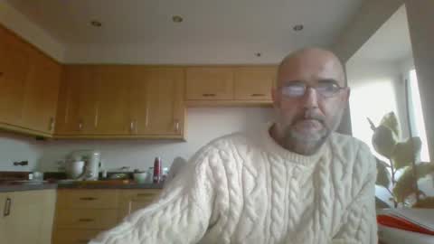 Snapshot of galacx chatting on 02/24/25, 05:09 galacx online show from 02/24/25, 05:09