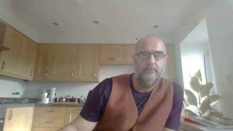 Snapshot of galacx chatting on 03/01/25, 10:34 galacx online show from 03/01/25, 10:34