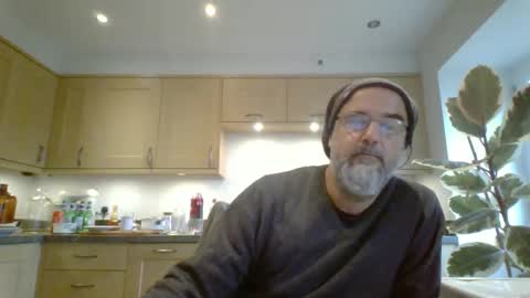 Snapshot of galacx chatting on 09/29/25, 01:38 galacx online show from 09/29/25, 01:38