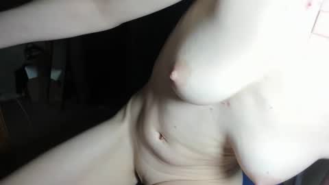 GalaxxyRose online show from 12/19/25, 03:02