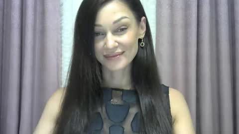 Snapshot of galaxy_33 chatting on 09/11/25, 04:40 galaxy_33 online show from 09/11/25, 04:40