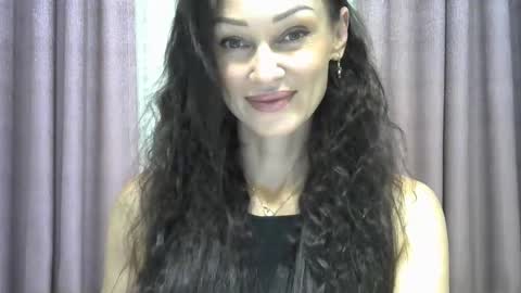 Snapshot of galaxy_33 chatting on 09/25/25, 08:18 galaxy_33 online show from 09/25/25, 08:18