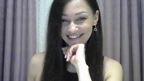 Snapshot of galaxy_33 chatting on 10/11/25, 10:47 galaxy_33 online show from 10/11/25, 10:47