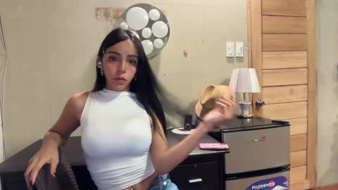 Snapshot of galileii chatting on 09/19/25, 09:43 galileii online show from 09/19/25, 09:43