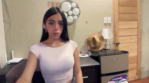 Snapshot of galileii chatting on 09/24/25, 08:39 galileii online show from 09/24/25, 08:39