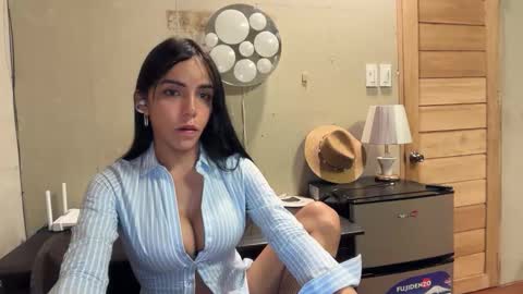 Snapshot of galileii chatting on 10/01/25, 10:21 galileii online show from 10/01/25, 10:21