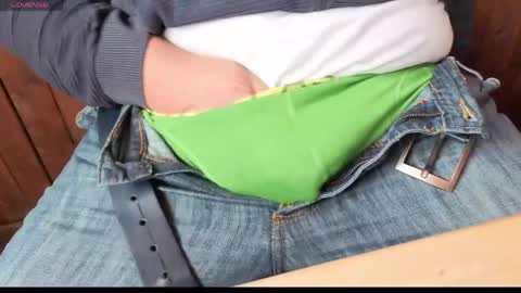 Stutzen online show from 04/21/26, 02:23