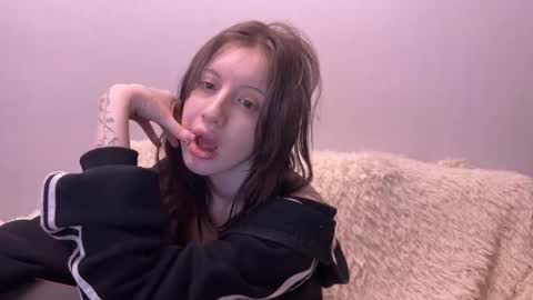 GaamachuuUlfinaa online show from 11/23/25, 07:13