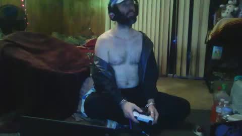 Snapshot of gamerfiend420 chatting on 12/22/25, 03:14 gamerfiend420 online show from 12/22/25, 03:14